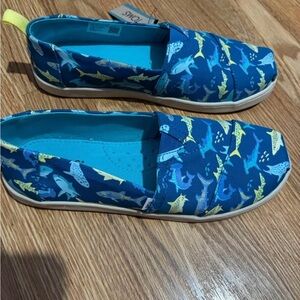 Toms Blue and Yellow Moccasins Slip-On Shoes